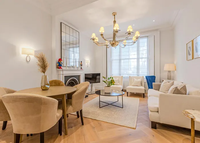Sunlit 1-Br Flat Near Notting Hill
