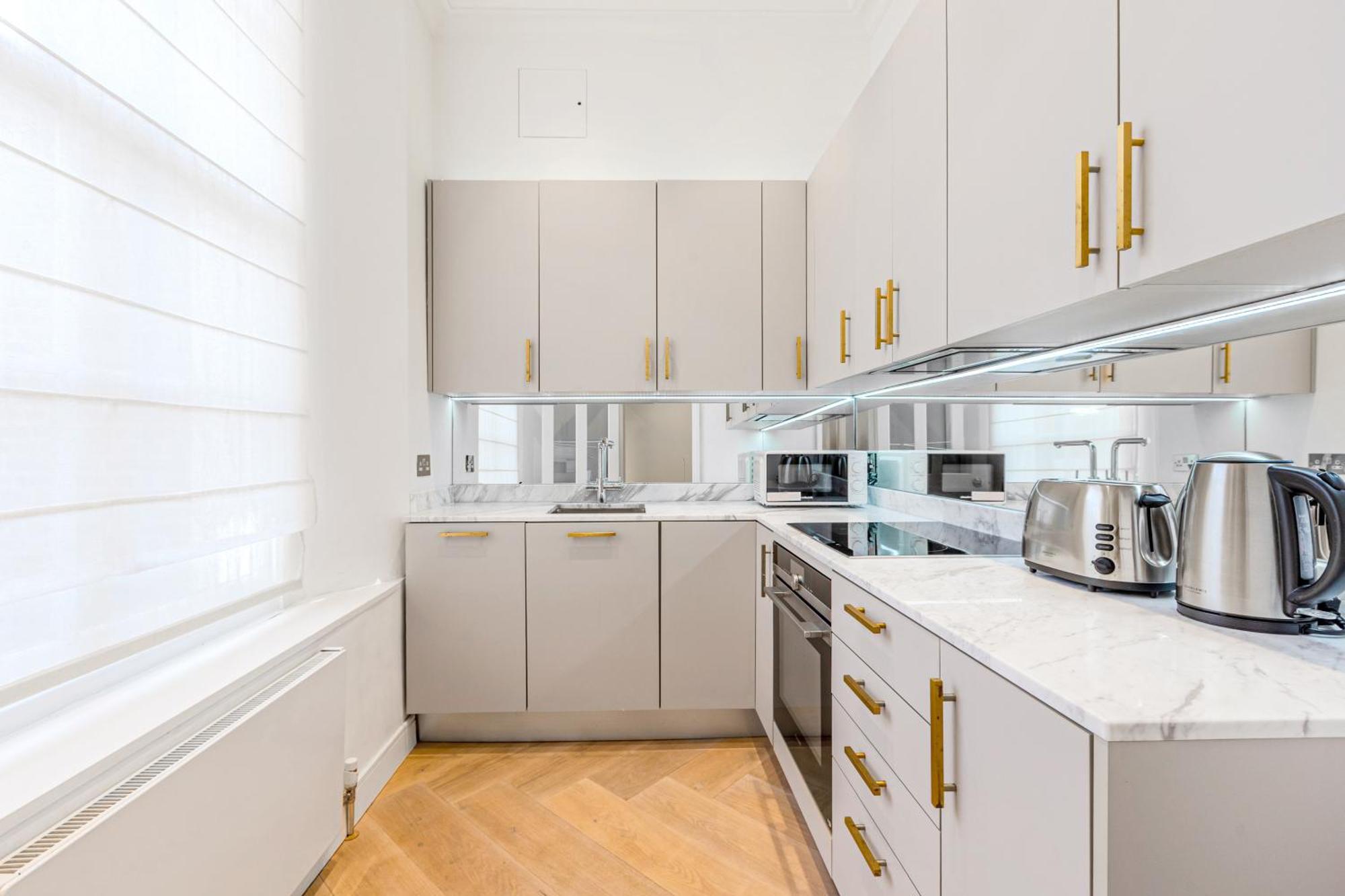 Sunlit 1-br Flat Near Notting Hill